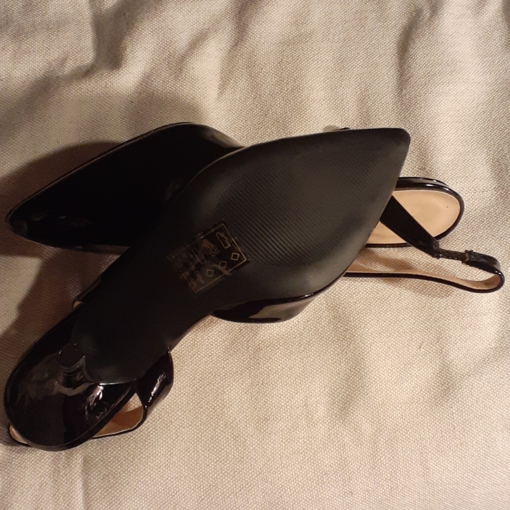 Shoes - Picture 4 of 4